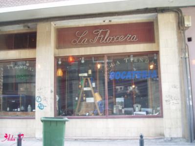 Seguimos Alucinando con los Nombrecitos de las Tiendas (De la Serie Rotulos en Ma&ntilde;olandia)