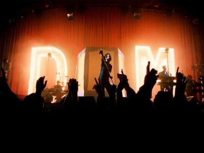 Tour of The Universe - Depeche Mode 2009